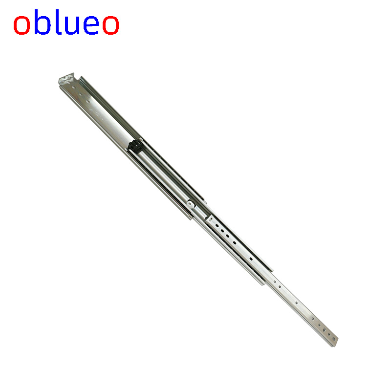 (3)
